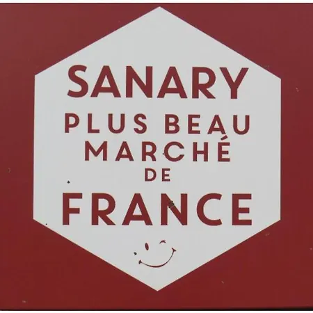 Sanary, T2 Avec Jardin Prive, A 2 Min Du Port, Parking, Climatisation, Bastide Provencale 1900 *